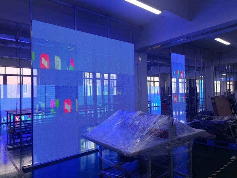 Outdoor LED Display Screens for Advertising in the Middle East: A Buyer's Guide to Brightness, Heat and Reliability
